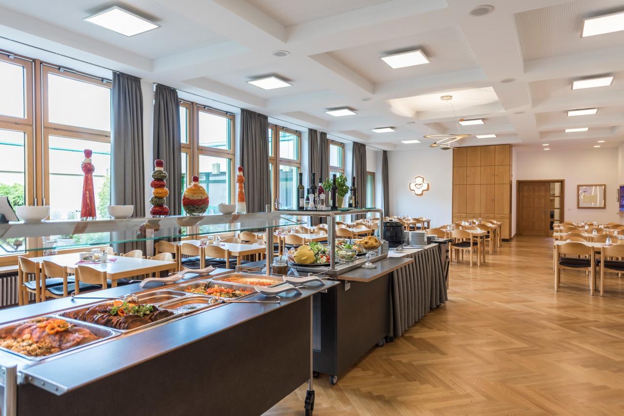 Kloster Neustadt Neustadt an der Weinstrasse Ngoại thất bức ảnh